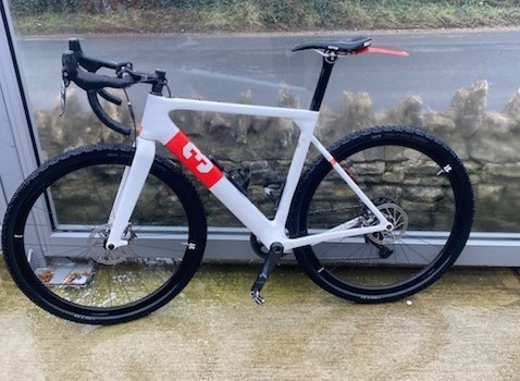 Dorset Police image release of the 3T Exploro, lightweight road bike.