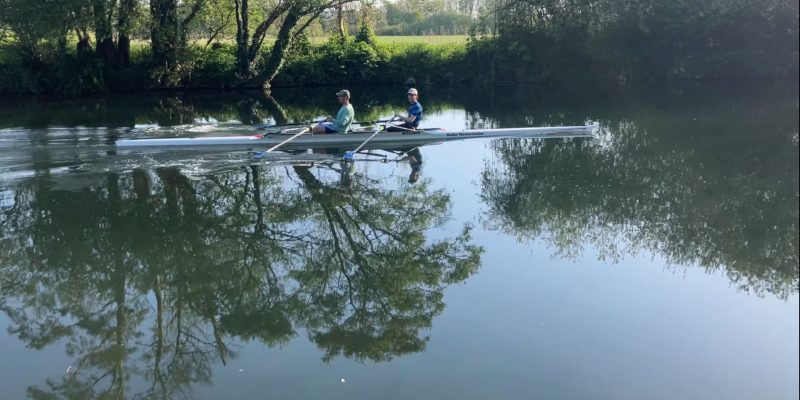 2 rowers on the river