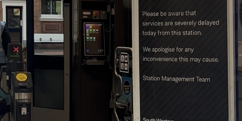 Delay to London screen Photo Credits: Riley Wallace